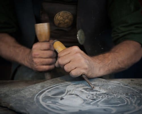 Qu'est-ce qu'un artisan relieur ?